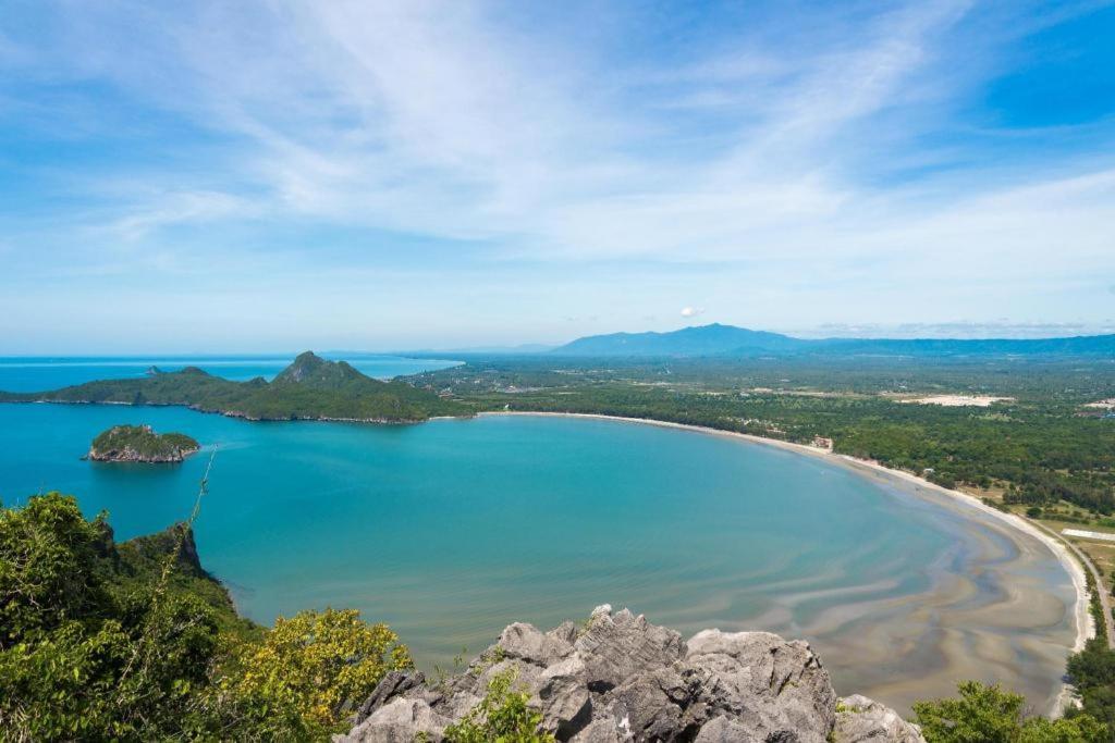 Palm Sweet Hotel Prachuap Khiri Khan Exterior photo